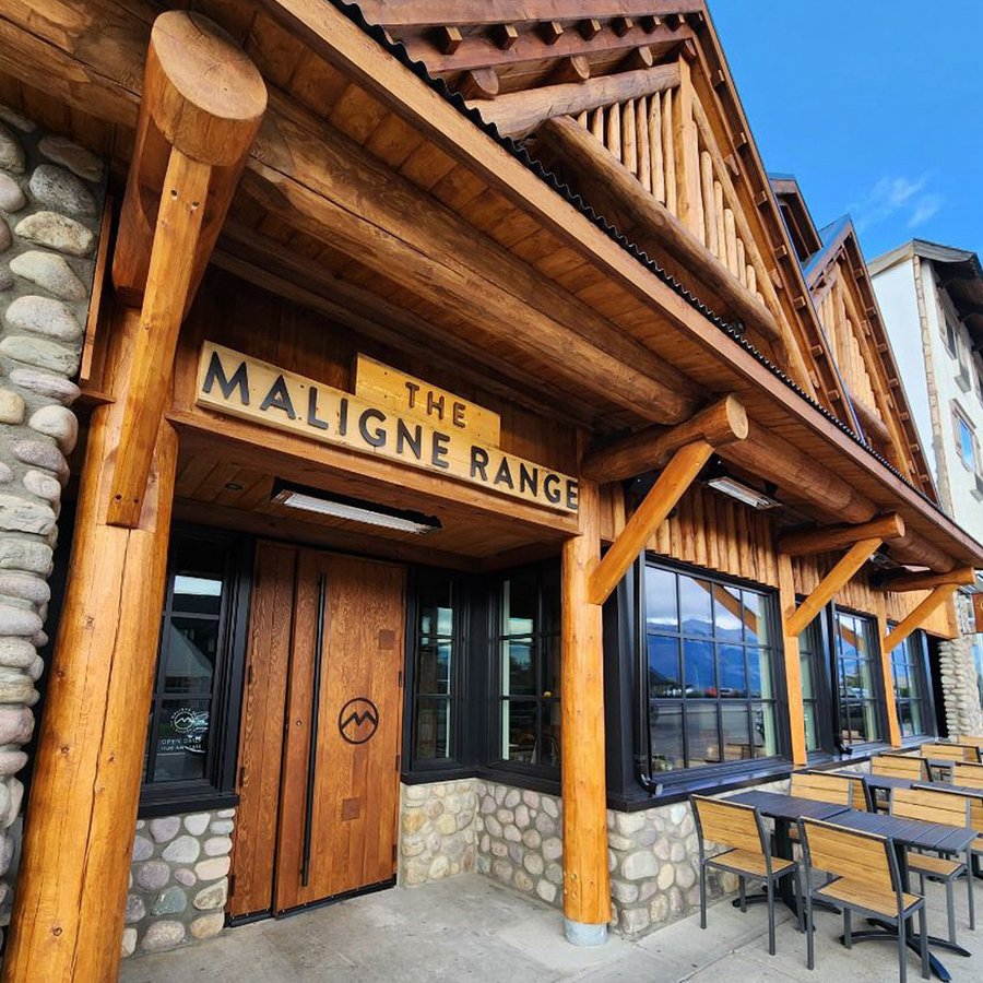 Apres - The Maligne Range Apres - The Maligne Range