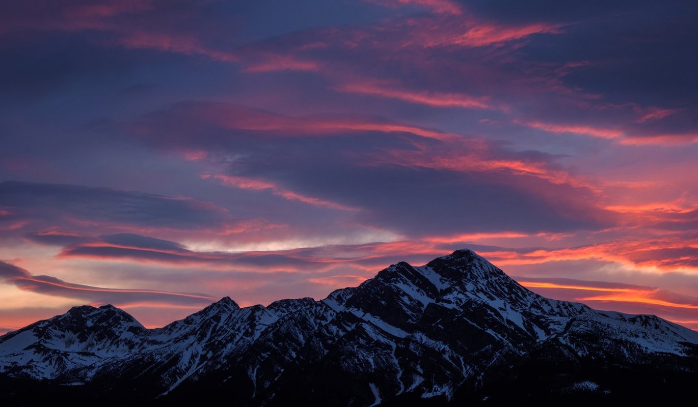 Jeff Lewis Photography - Pyramid mountain sunset