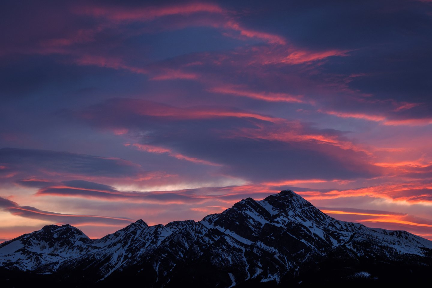 Jeff Lewis Photography - Pyramid mountain sunset