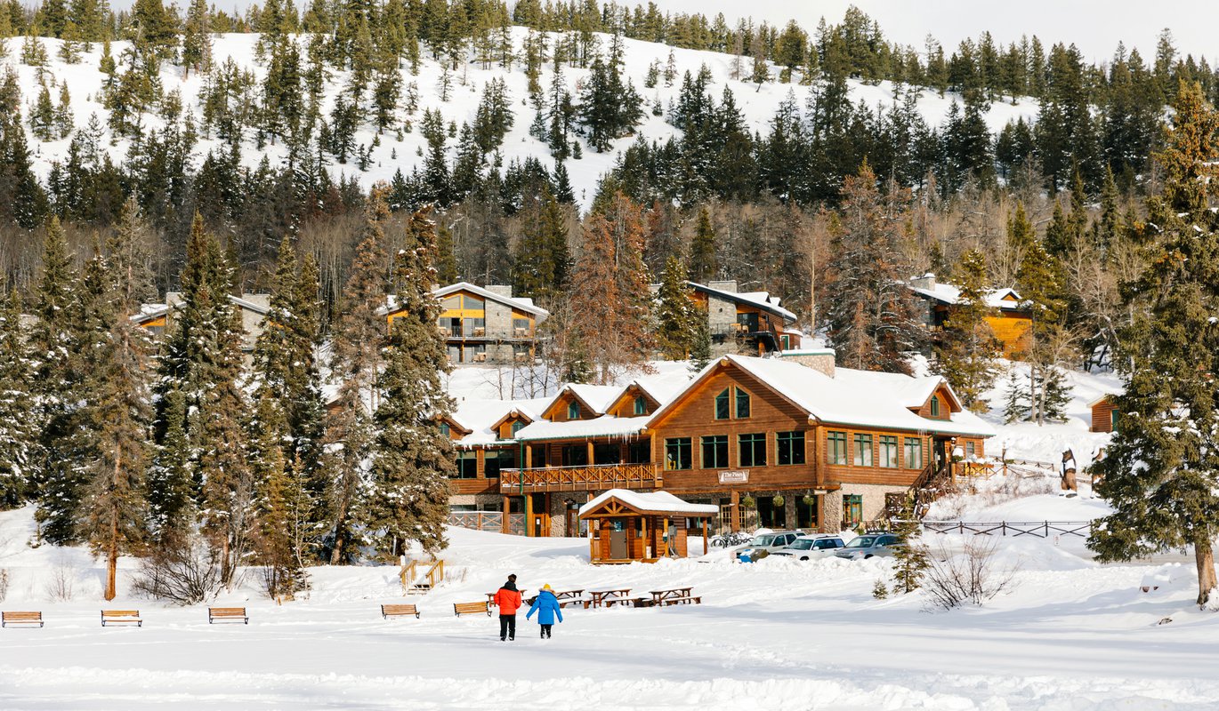 Pyramid Lake Lodge | Tourism Jasper