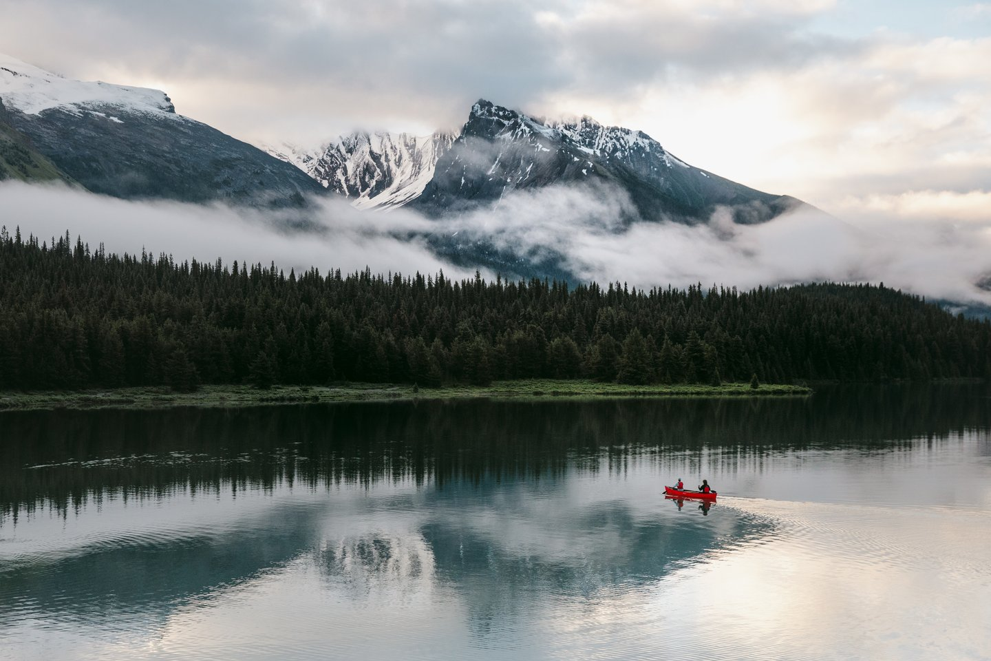 Full Day Canoe Rentals at Maligne Lake Tourism Jasper
