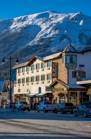 Whistler's Inn and Town