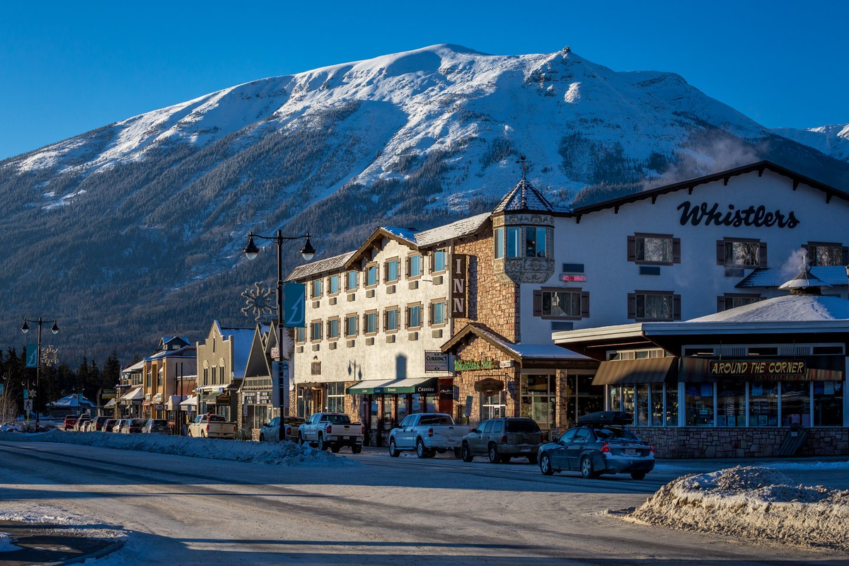 Whistler's Inn and Town