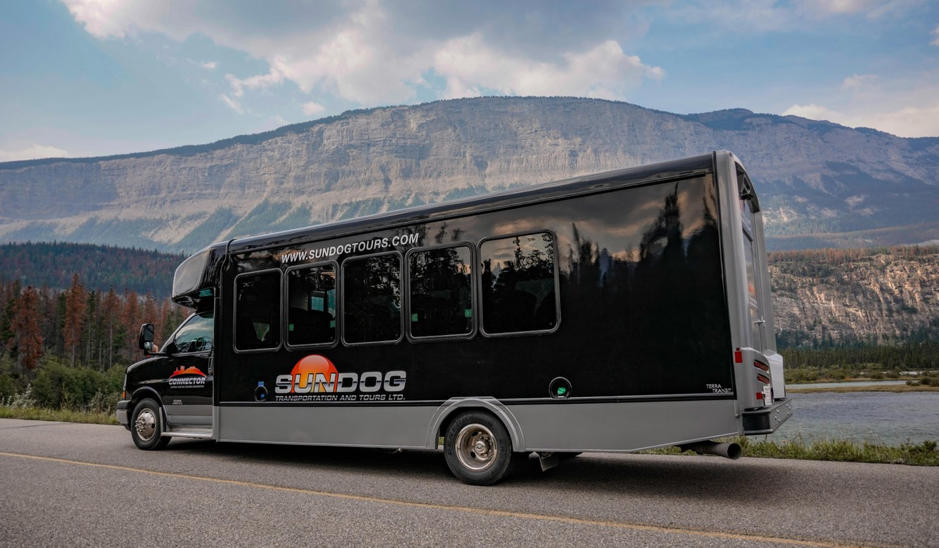 Shuttle between Jasper and Banff with SunDog Tour Co. | Tourism Jasper
