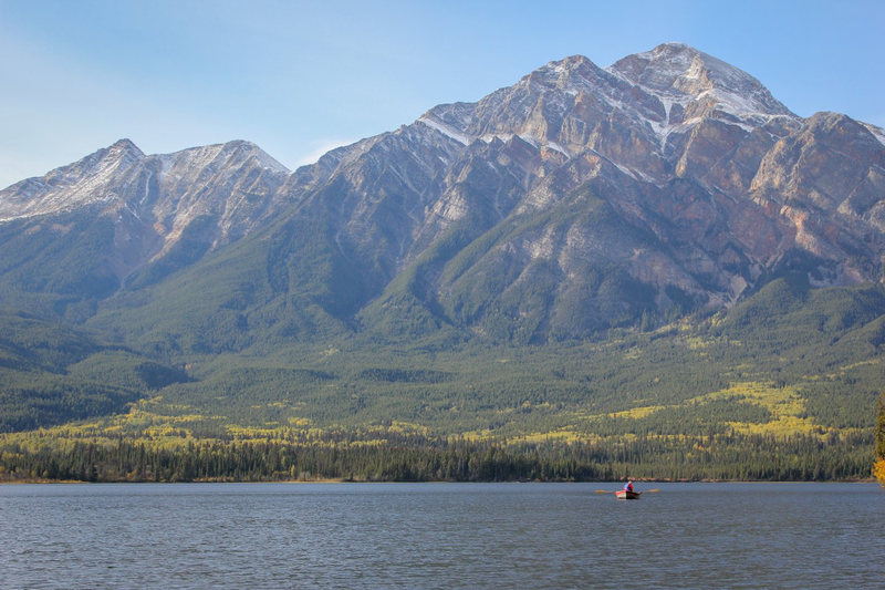 Pyramid Lake - Canoe