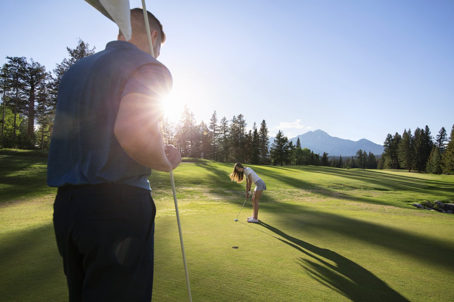 Golf Course - Travel Alberta / Roth and Ramberg Golf Course - Travel Alberta / Roth and Ramberg