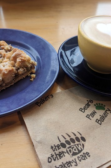 Feature - Latte & Square - Bears Paw.jpg Feature - Latte & Square - Bears Paw.jpg