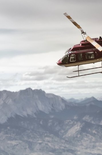 Heli-over-mountains-_Jasper-Hinton-Air-_-2024.jpg