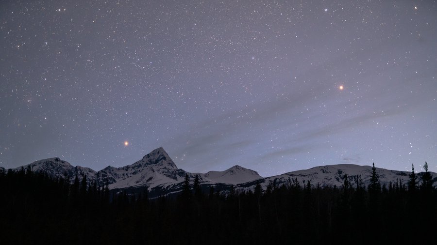 JBartlett--April2019-Alberta-Jasper-DarkSky-9489.jpg