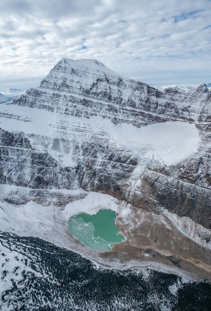 Jasper-NP-Aerials-Mt.-Edith-Cavell-and-Cavell-pond-Credit-Rogier-Gruys-191002-631.jpg Jasper-NP-Aerials-Mt.-Edith-Cavell-and-Cavell-pond-Credit-Rogier-Gruys-191002-631.jpg