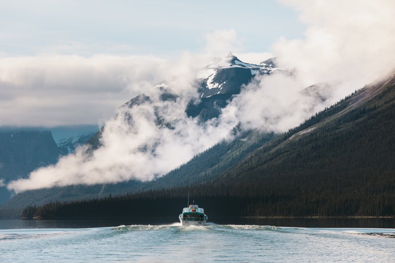 MikeSeehagel_EH_Pursuit_MaligneLakeBoat-02_5D4_5855_HIRES (1) reduc.jpg MikeSeehagel_EH_Pursuit_MaligneLakeBoat-02_5D4_5855_HIRES (1) reduc.jpg