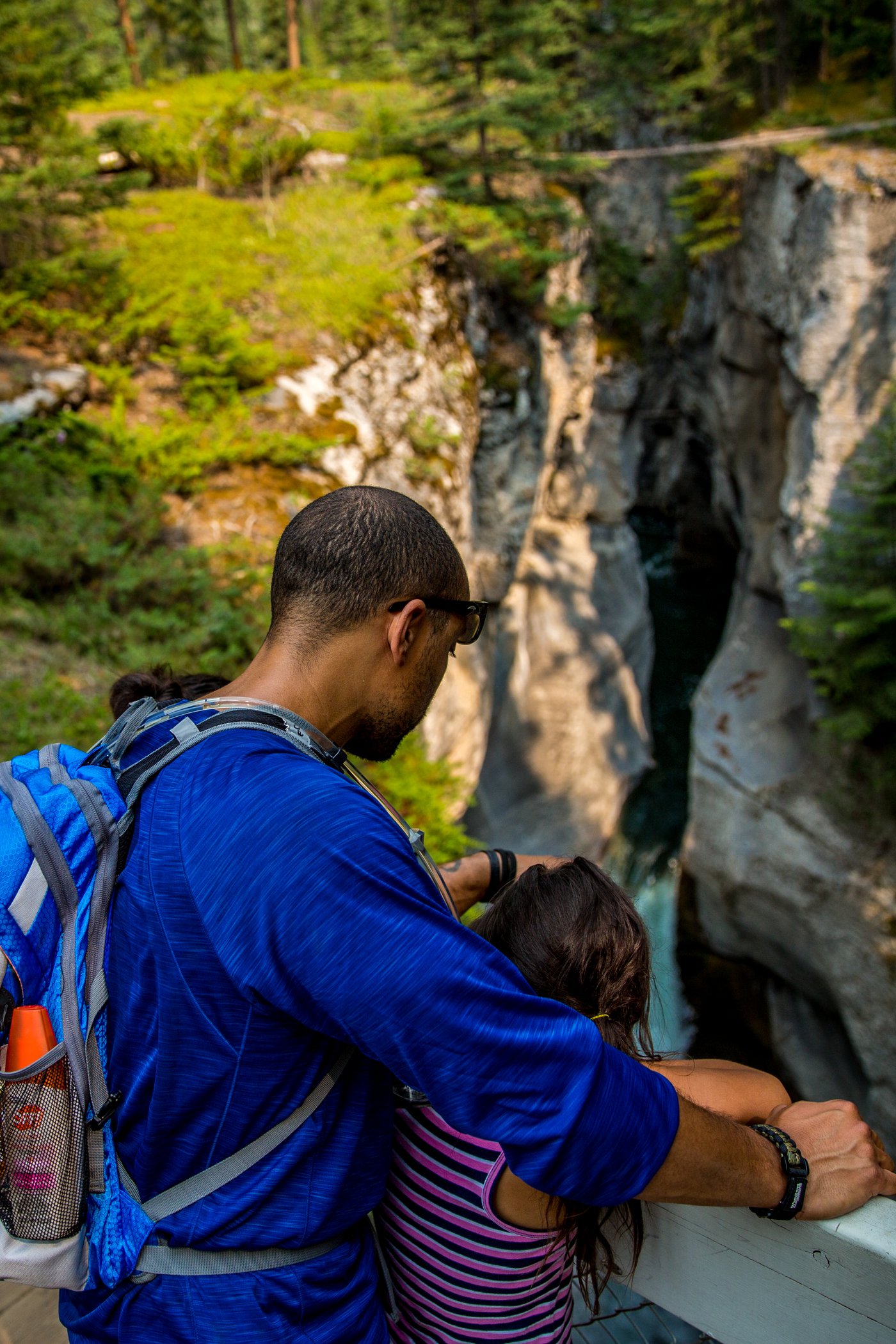 ParksCanada-FatherandDaughteratMaligneCanyon-BenMorin-CR.jpg