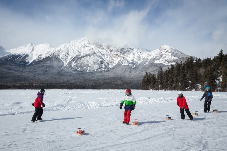 ParksCanada-SkatingwithPyramid-RyanBray.jpg ParksCanada-SkatingwithPyramid-RyanBray.jpg