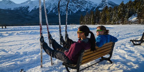 ParksCanada-TwoXCountrySkiersResting-NicoleGAboury-CR.JPG ParksCanada-TwoXCountrySkiersResting-NicoleGAboury-CR.JPG