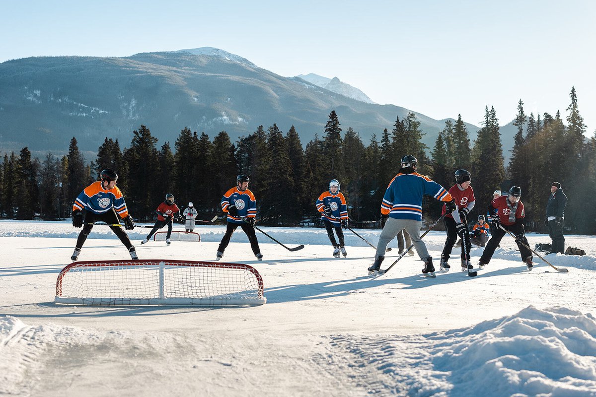 Pond Hockey Tournament Jasper in January.jpg