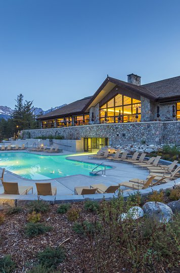 Pool__FairmontJasperParkLodge.jpg