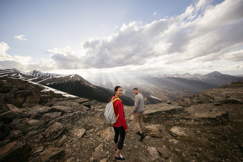 SkyTram - Roth and Ramburg - Travel alberta