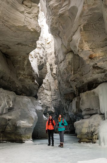 Maligne Canyon Icewalk