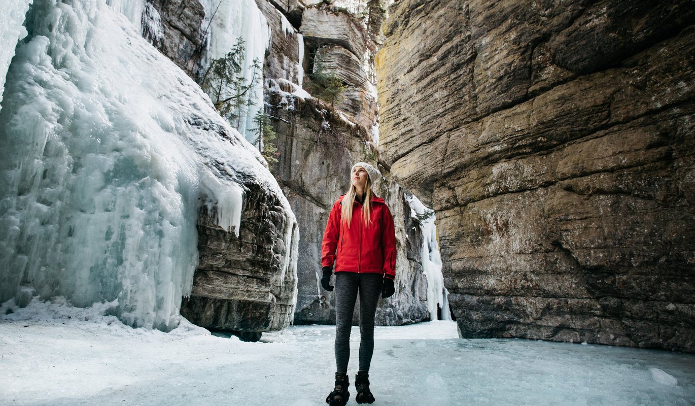 Maligne Canyon Ice Walk