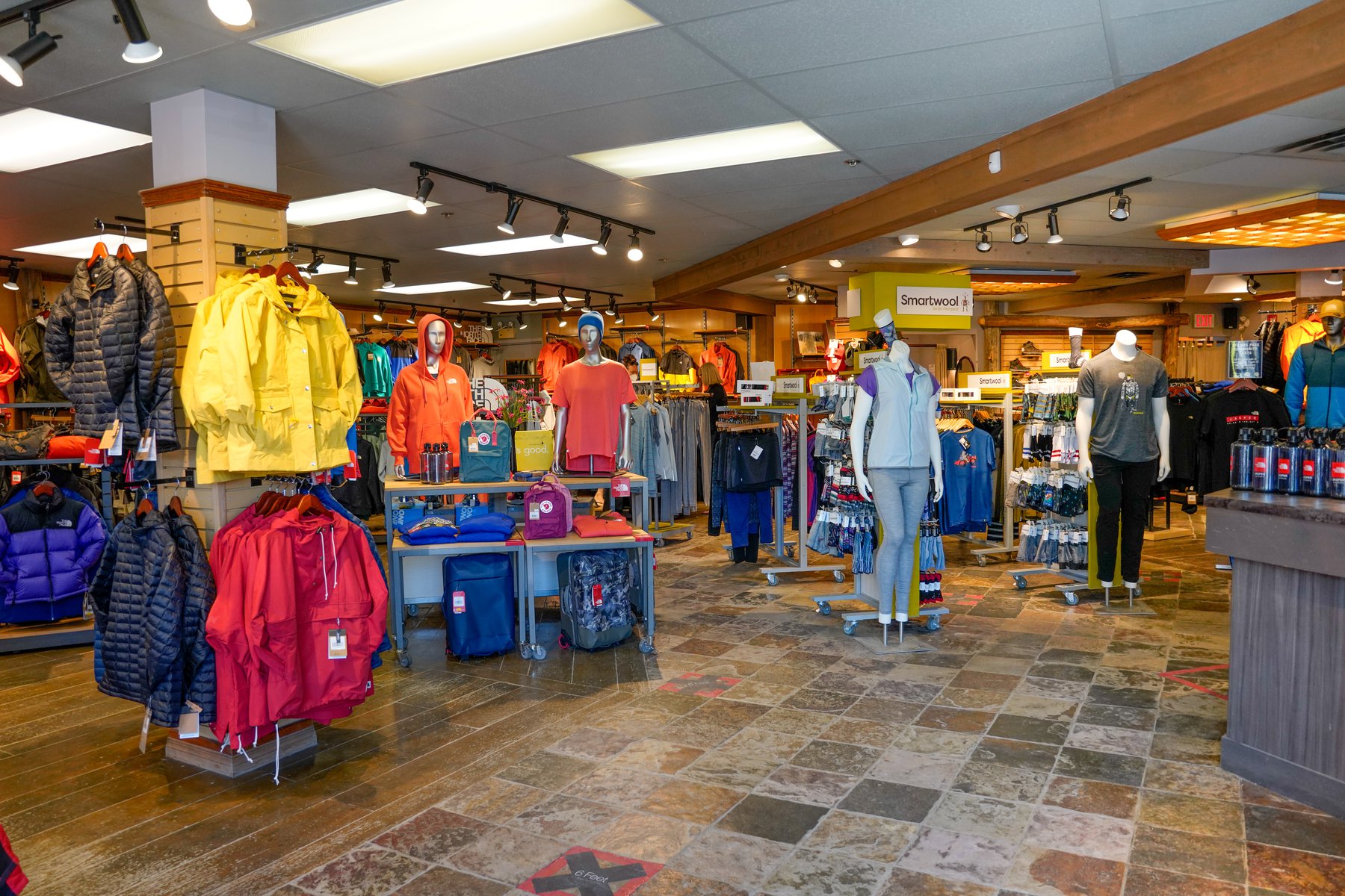Don't miss these great Jasper Shopping deals - WilDMountain1.wiDth 1800