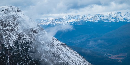 Winter-Mountain-Large.jpg Winter-Mountain-Large.jpg