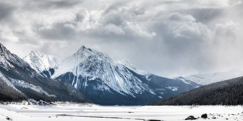 Jasper in January Winter Wonderland Photo Tour.