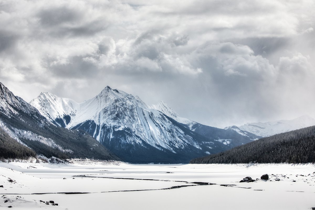 Jasper in January Winter Wonderland Photo Tour. Jasper in January Winter Wonderland Photo Tour.