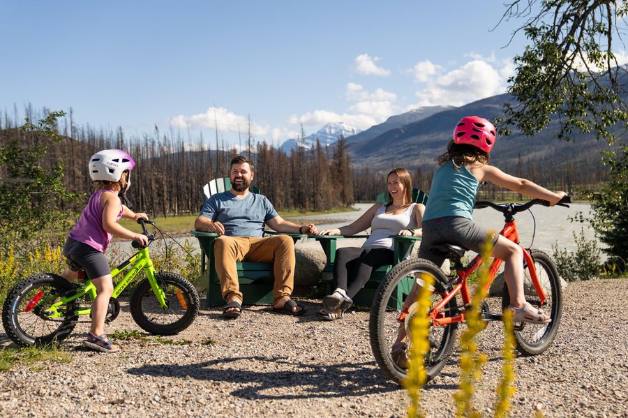 family_jasper_biking.jpeg