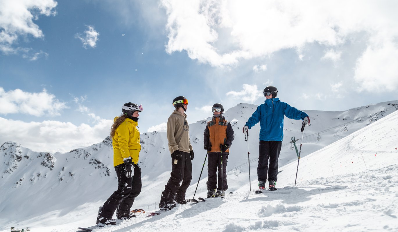 Marmot Basin - Ski Hill - Jasper.jpg Marmot Basin - Ski Hill - Jasper.jpg