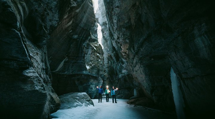 Maligne Canyon Icewalk