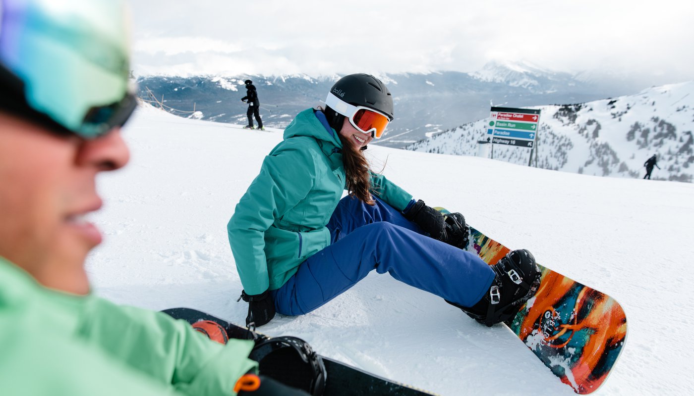Skiing - Travel Alberta/ Mike Seehagel