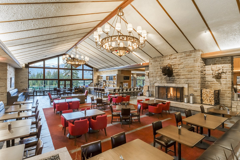 Fairmont Jasper Park Lodge - Restaurant - Emerald Lounge