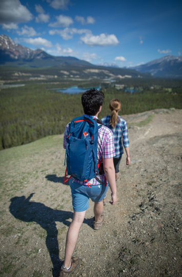 Old Fort Point Hike - Credit: Parks Canada/ Ryan Bray