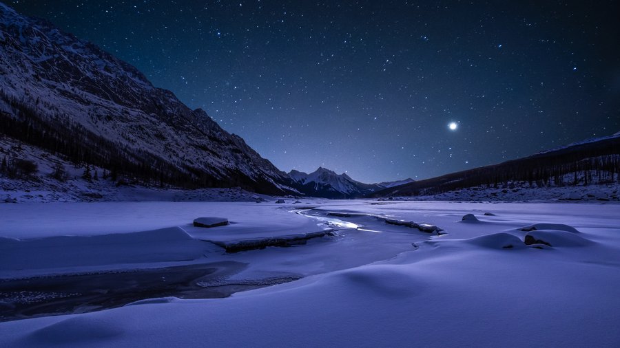 Dark Sky Medicine Lake - Jeff Lewis Photography