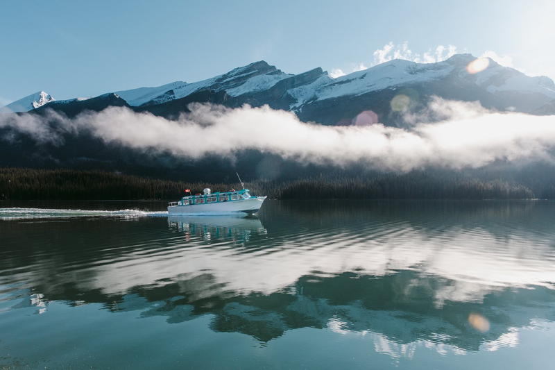 Maligne Lake Boat Tours