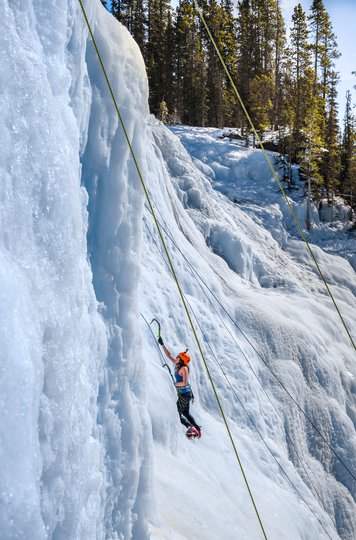ice-climbing-rockaboo-15.jpg
