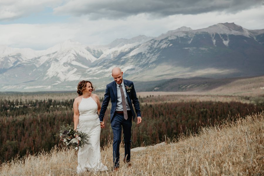 jamie robson photography wedding florals.jpeg