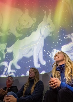 jasper_planetarium_dome_inside_auroras2019.jpg