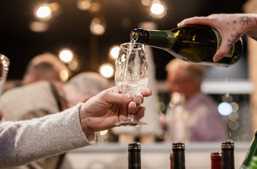 jasperinjanuary Apres Wine