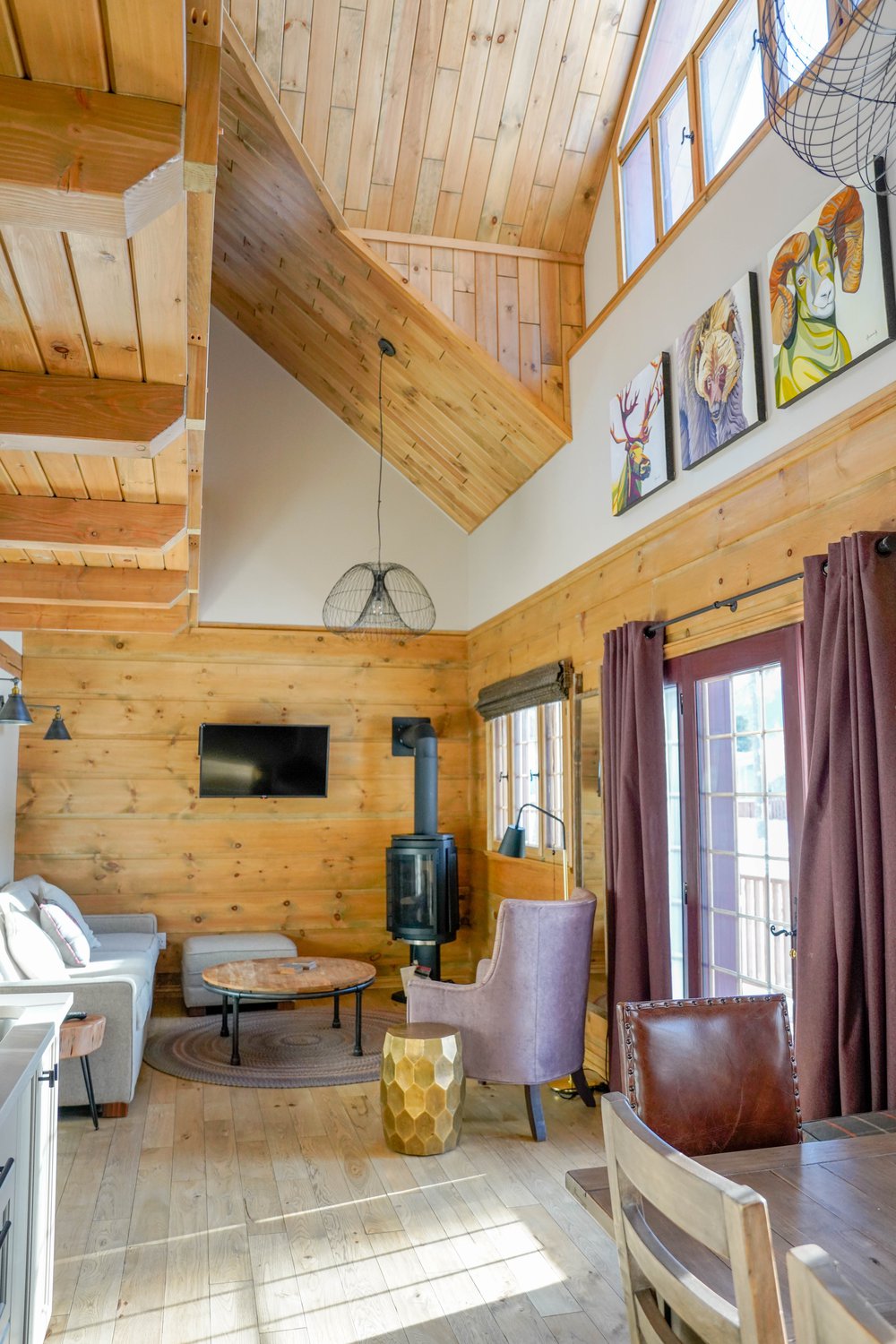 13 stunning photos of Bear Hill Lodge’s rentable cabins Tourism Jasper